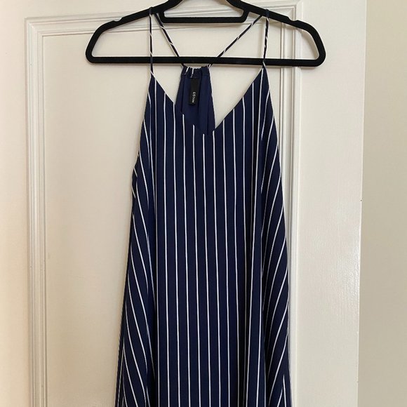 Stripped Dress - Picture 1 of 3
